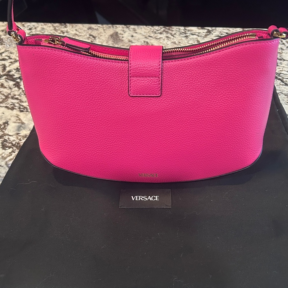 Versace Virtus Hot Pink Leather V-Emblem Shoulder Bag NWT with dust bag - Picture 9 of 10